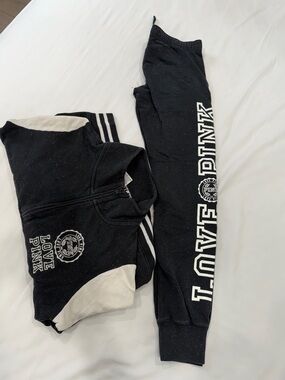 PINK Victoria's Secret Black & White LOVE PINK Sweatpants Set XS